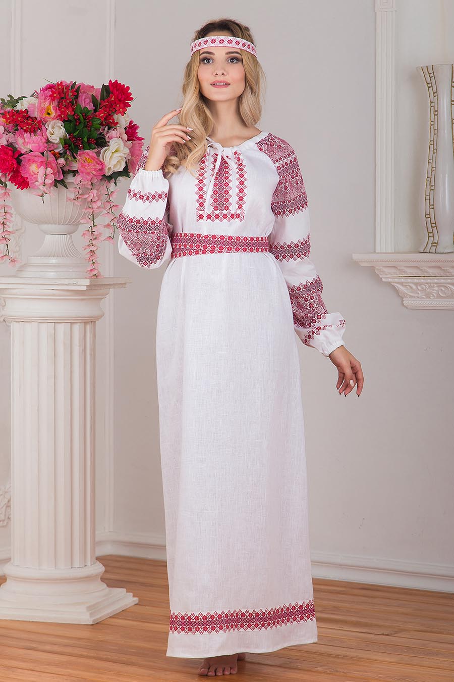 Women in Slavic costumes in Fresno