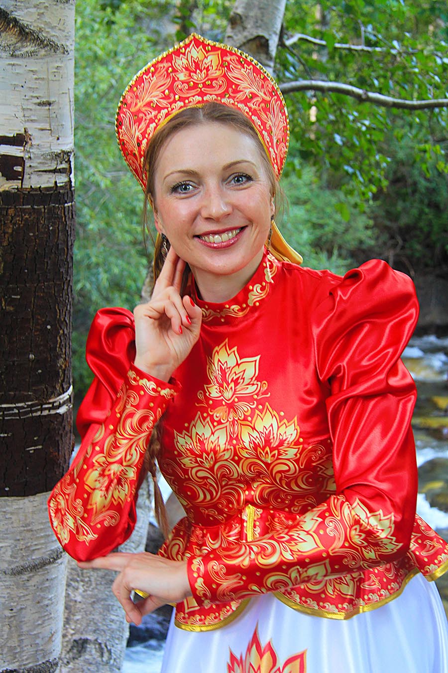 Women in Slavic costumes in Fresno