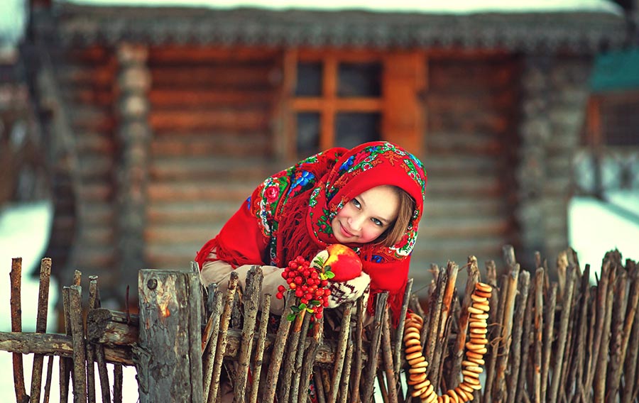 Sexy girl Women in Slavic costumes in Fresno